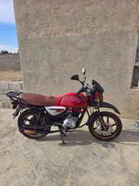 دراجه للبيع رقم وسنويه مداور ثاني يوم مديل 2021 07711747121