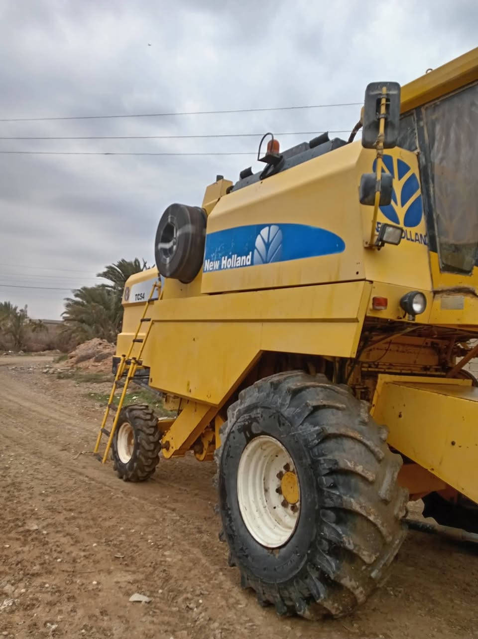 للبيع حصوده ٢٠٠٥ اربعه بلم رقم نجف انكليزي او بسمي ***********
