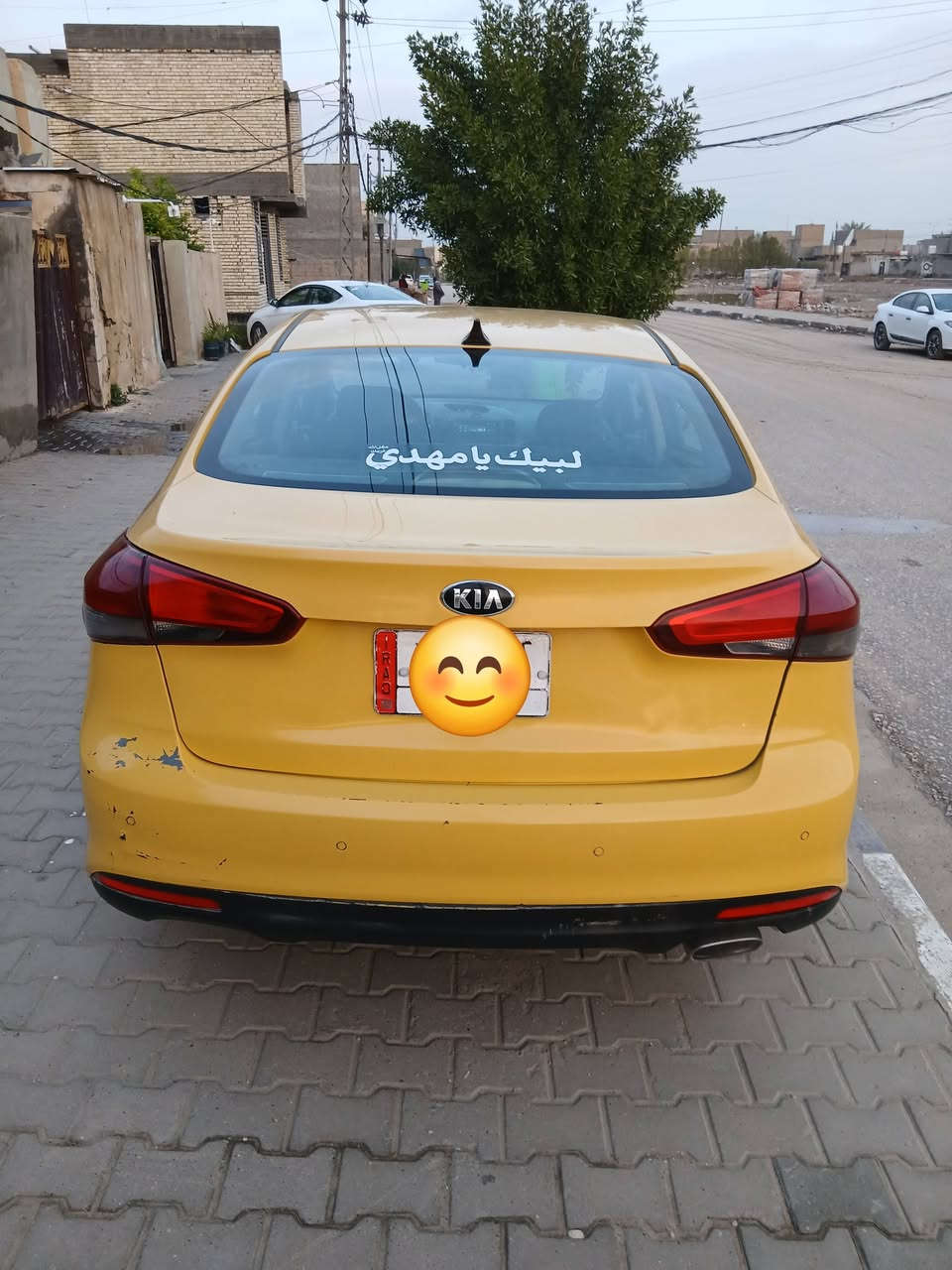 السلام عليكم ورحمة الله وبركاتة 
سيارة كيا فورتي للبيع مديل 2017 وارد أمريكي حادثه سرقه  چاملغات أماميه السياره نص فول مع شاشه وتحكمات ستيرن السياره بأسمي وتحويل ثاني يوم السعر 115 وبيه مجال بسيط 
للاستفسار ***********
