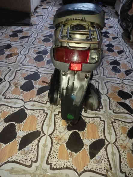 السلام عليكم     دراجه زعره للبيع دراجه زينه نظيفه العنوان ديوانيه الاسكان كهربائيات شغاله السعر 175 ابيها مجال شراي بخير ويتدلل الرقم ***********
