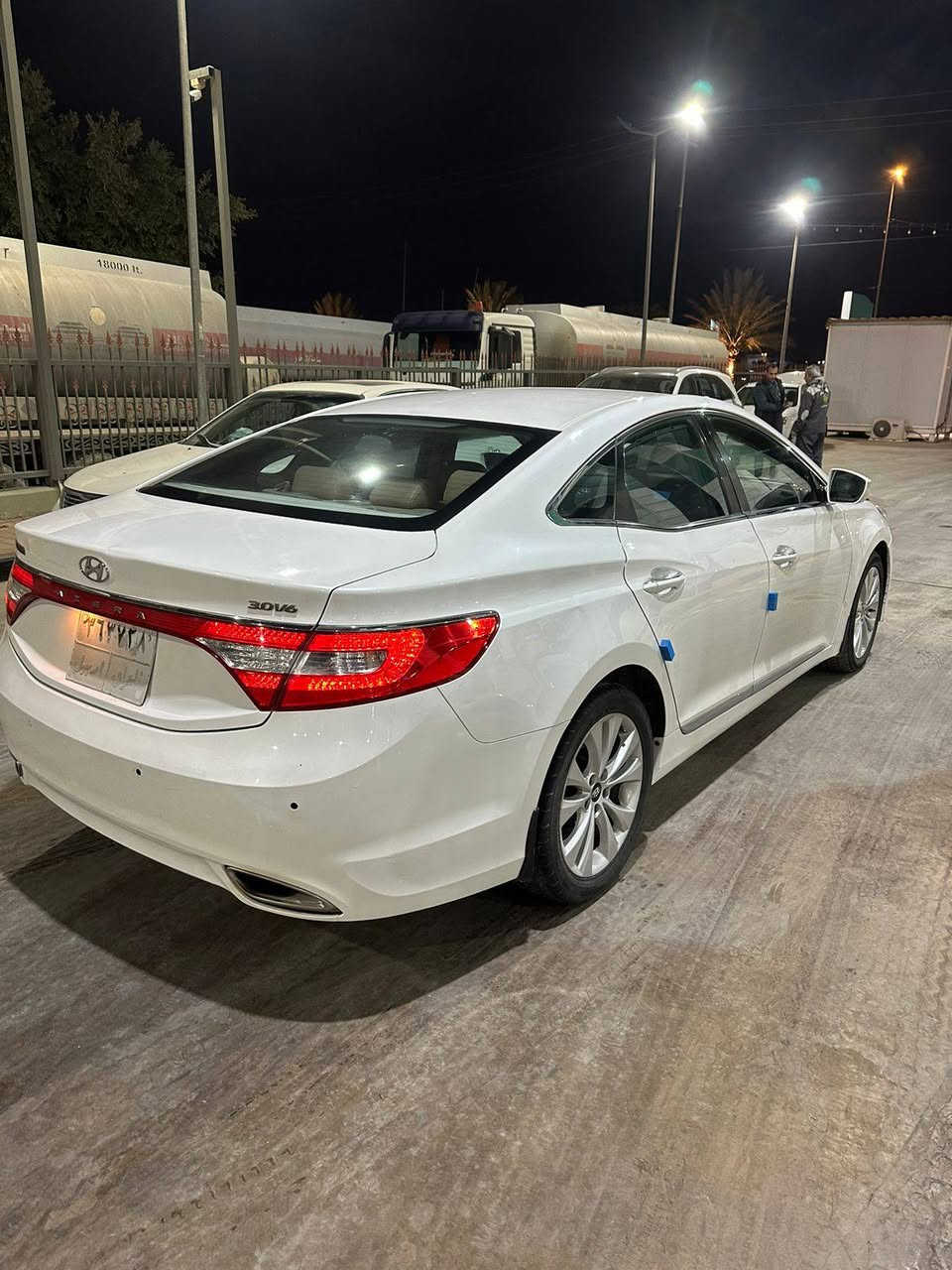 سلام عليكم
هونداي ازيرا  مكفوله من صبغ وتبديل عده كارت بصيط 

موديل 14 رقم ربيل تحويل وكاله حاضر

فول مواصفات عدا فتحة او بصمه 

6سلندر  3000 مرغوب 

كشن جلد 

تحكم استيرن 

لد نهاري 

مري قلاب كهرباء + اناره 

اشاير مري 

تبريد لمس 

تبريد قطعتين 

تدفئه مقعد امامي

داخل بيجي  وصاج

بردات بيبان + خلفي بلاد

حساسات امامي خلفي  
صدر امامي خلفي جديد   سعر 120وبيه مجال      مكان سياره بابل طريق سريع   ***********.  ‏‪***********‬‏
