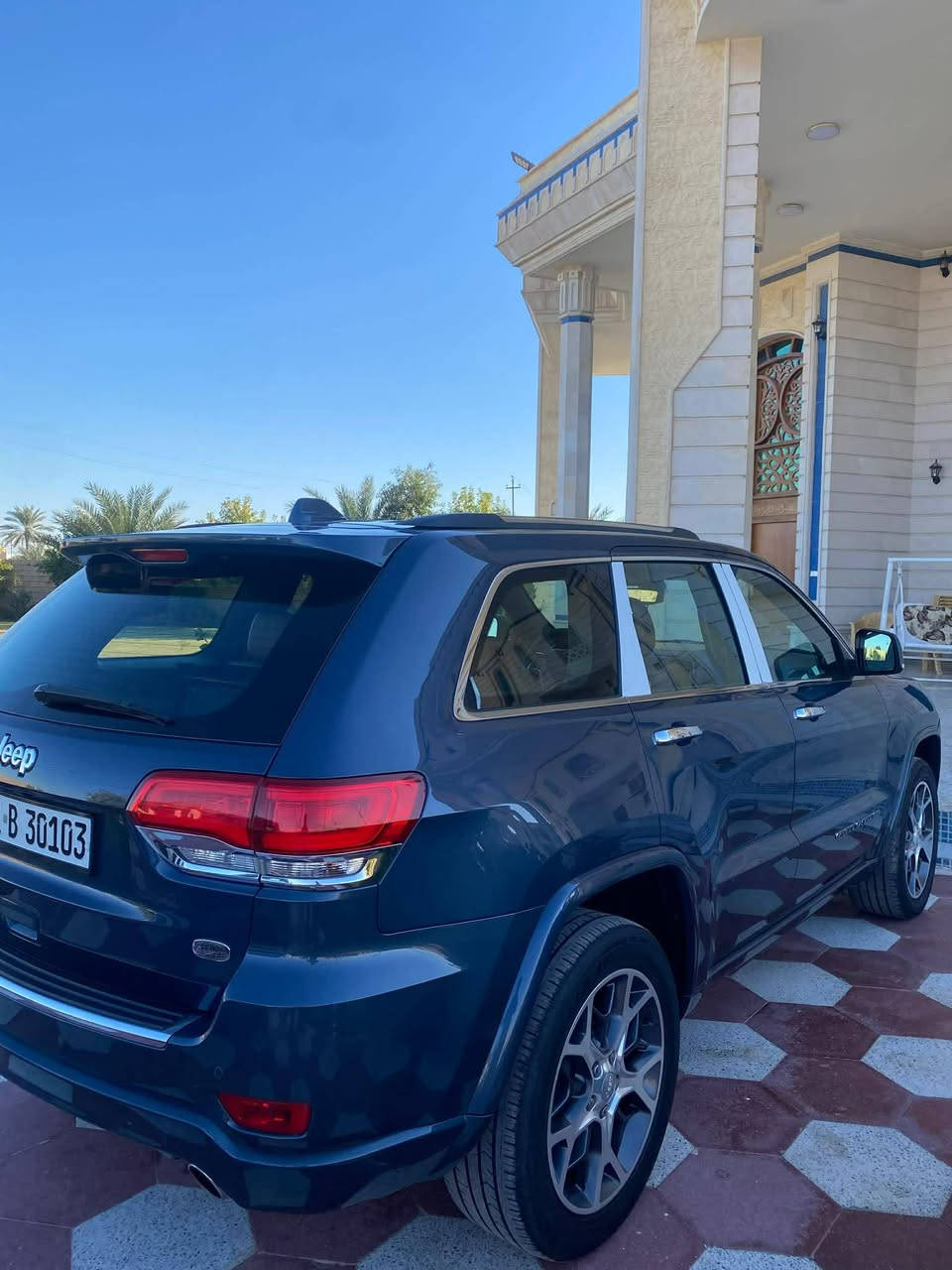 #مكلف بالنشر 
السلام عليكم جيب 2021 فول مواصفات اوفر لاند #خليجي 
ماشيه 80 كم
محرك 6 سلندر 
السياره بسمي هزه وسنويه جديد  
صبغ بالدعاميه والسونار مرفق 
مكانه الانبار الخالديه 
السعر 310 بيه مجال 
***********
