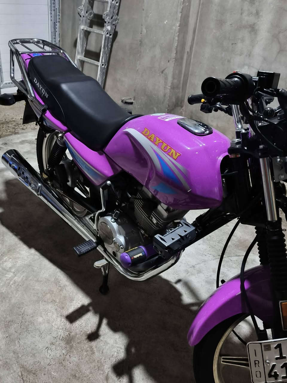 السلام عليكم الدراجه مديل 2024 وكيله ثامر خلخال رقم وسنويه سعرهه مليونين وبيه مجال 
  ***********
