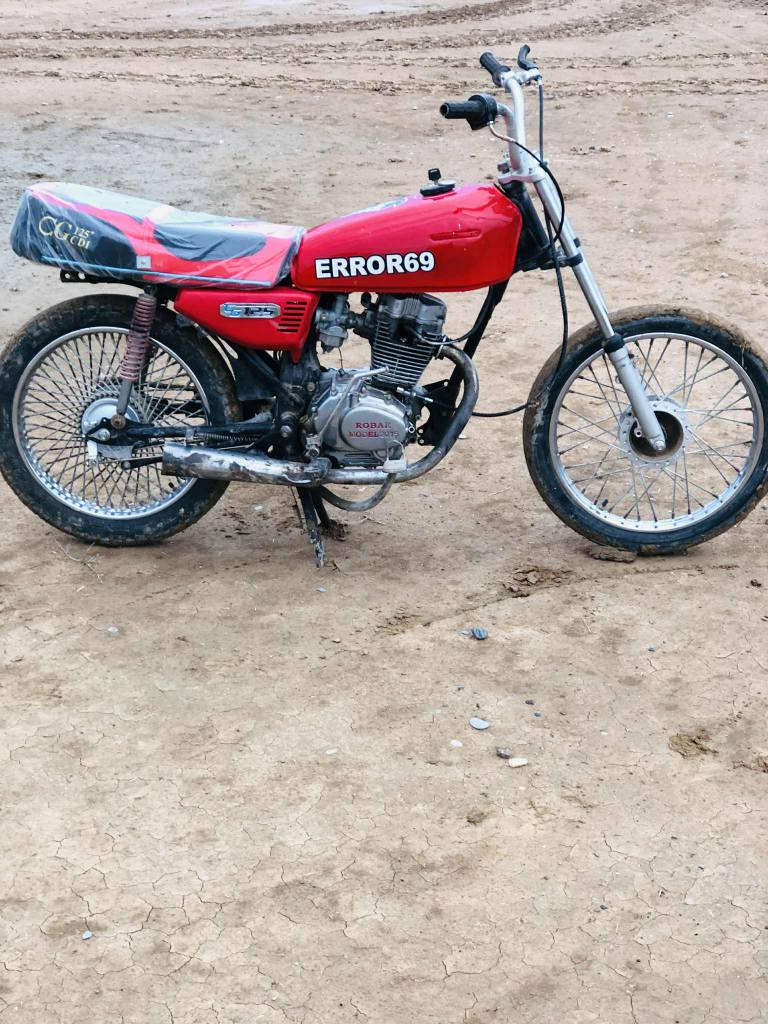 السلام عليكم 
مطور البيع اربعه كير  اومروس 
نشط فول  نار 🔥السعر 180وبي مجال قليل حك الجيه
***********
