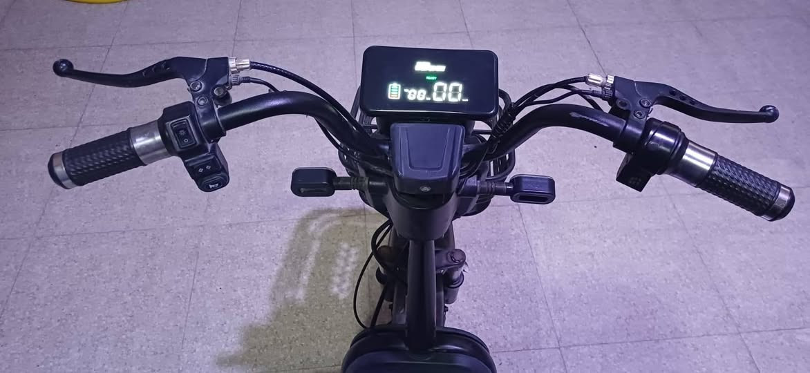 دراجة شحن للبيع 4 بطاريات كلها شغاله عالفحص مابيها نقص فقط البطاريات بيهن ضعف السعر  175 الف وبيها مجال
دراجة شحن للبيع 4 بطاريات كلها شغاله عالفحص مابيها نقص فقط البطاريات بيهن ضعف السعر  175 الف وبيها مجال ***********

