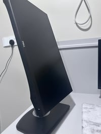 سلام وعليكم شاشه Dell قلاب ح22 هيرتز75 - شاشه رابتر ح24 هيرتز 180 ثنين...