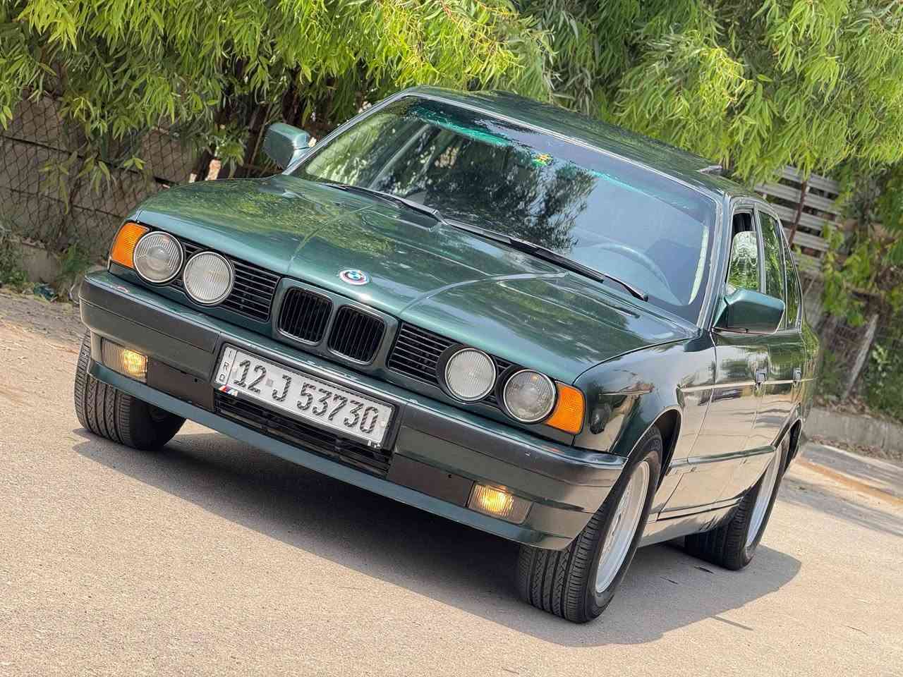 بي ام 520 ألماني  1991 🚫
 السعر 65 $ وبيهاا مجال 
اصل بليتة وسنوية
محرك كبس شرط
وكير اتوماتيك 
فتحة سقف سلايت 
جامات امامي كهرباء 
تبريد ثلج ❄️ 
كهربائيات كلهاا شغالة وع وضع الشركة
ويل خلية 
طخم تاير جديد
بدون ضرر ✅
فقط صبغ جمالية 🚫
رقم نينوى دولي بأسمي سنوية 
لغاية 2030

مكان السيارة موصل ايسر 

***********

***********
