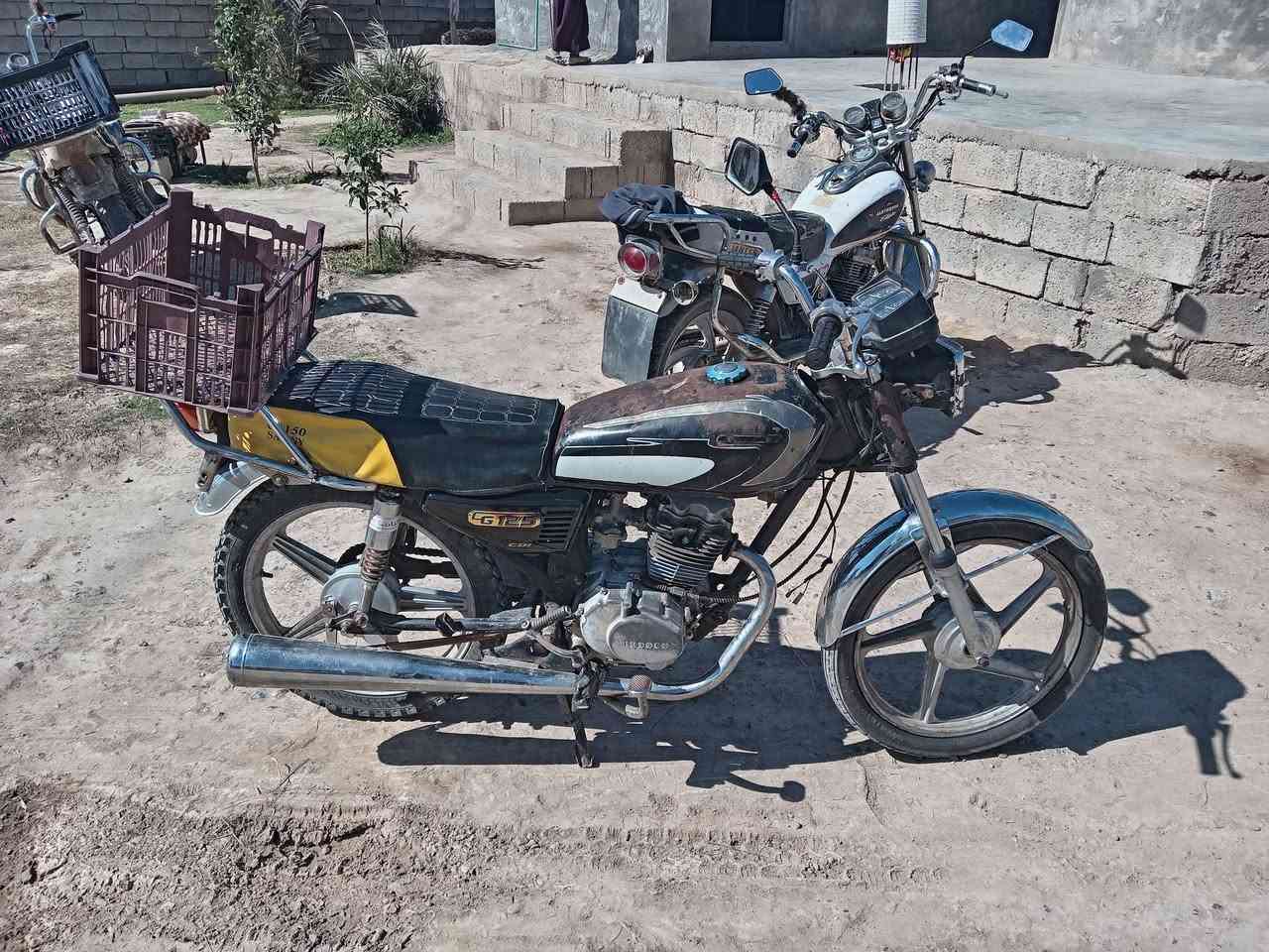 السلام عليكم موطور إيراني اربعه گير نشاط فول دبلات جدم جدد بولبرنات جدد البارحه بدلتهن السعر 190وبي مجال للاستفسار الاتصال على ***********
