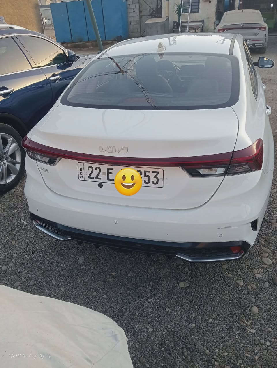 كيا k3 فول مواصفات موديل 2024 ماشية 44 بدون حادث او صبغ بيها فقط شخطات موضحة بالصور رقم اربيل بأسمي مكانها بغداد سعرها 130 ورقة. ***********
