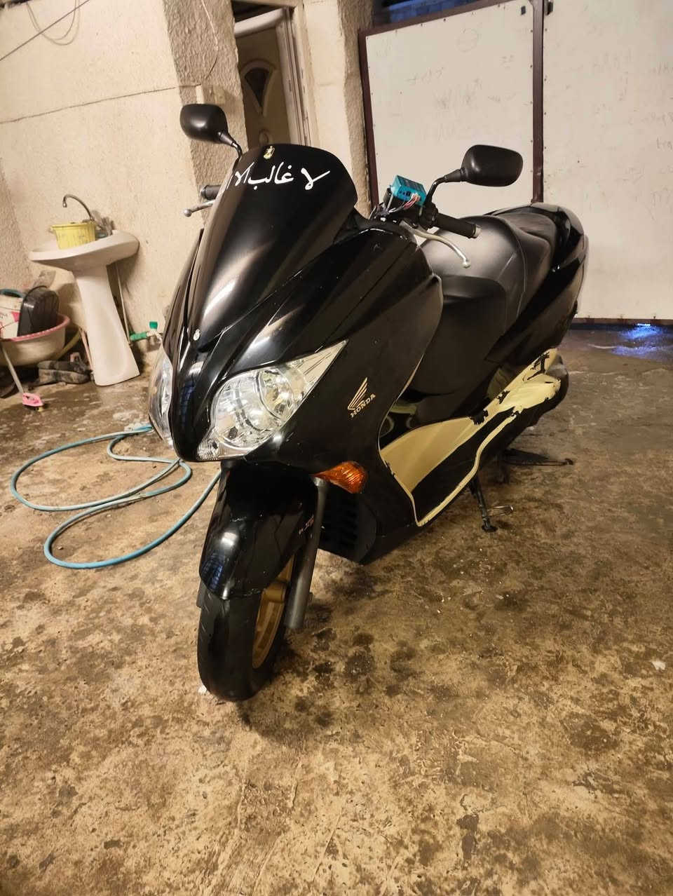 فورزا 010 s7
محرك مكفول كير شغال ٧ نمر مابيهه نقوصات عده الويل الخلفي بي عواج سعرهه ١٤٠٠ مكاني الدورة ابو دشير ***********
