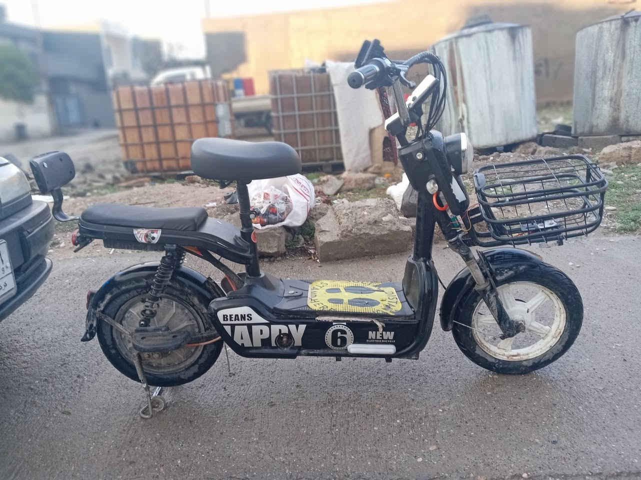 سلام عليكم باسكيل شحن حجم 14 موديل 2025 كارد بصمه لايت زينون اشاير كامل شقال بطاريات زينات ما بيهن اي عيب ما يصرف شحن سرعه قصوه 45 3 كير سعر 200 بي مجال مو شراي لا تراسل رقم الهاتف ***********
