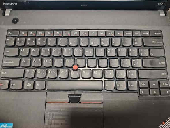 لابتوب لينوفو  المعالج Cor i5th مواصفاته بصوره
شاشة حجم 14  انج شاشه كبيره فول 
ملحقاته شاحنة اصليه فقط
هارد 256 ssd
رام 8
يحتوي منافذ  USB عدد3
منفذ اواكس + هيتفون 
منفذ hd للربط على شاشة خارجية 
منفذ LAN
منفذ كارتريدر 
نظافه جدا عاليه 100٪
مشغل  قرص CD
بطاريه ليثيوم 4 ساعات 
السعر 160 الف وبيه مجال 
الشراي يتصل ***********
