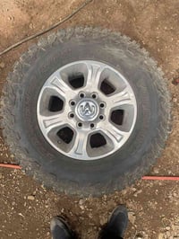 ويل كب مع طخم تاير دوج رام فحل ٨ برغي نسبه النظافه ٩٥٪؜ للمعلومات ٠٧٧٠...