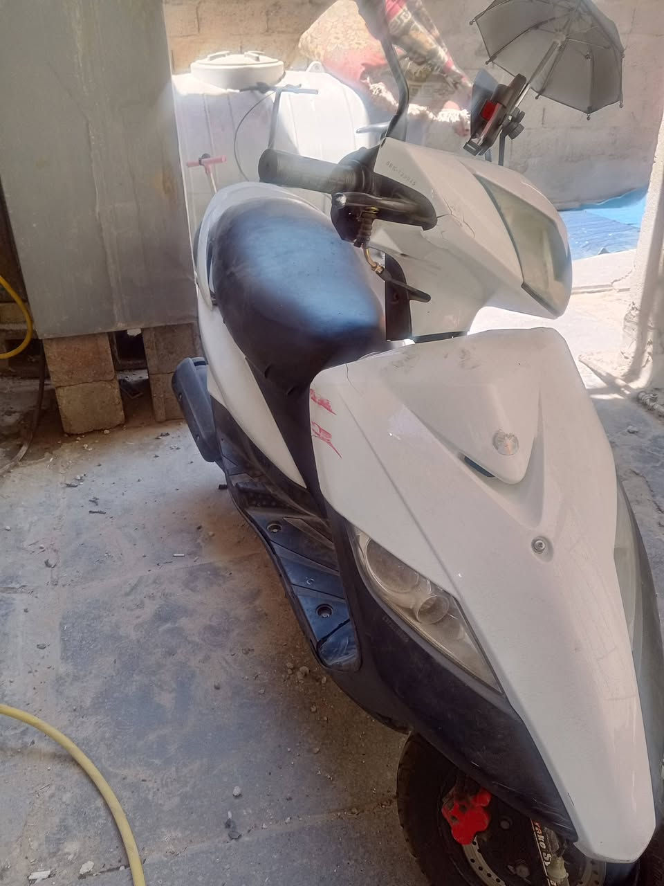 السلام عليكم دراجه ماكس ثعلب طافيه للبيع ب 300وبيهه مجال حك الجيه


**إذا كنت صاحب هذا الإعلان وتريد حذفه لأي سبب، رجاءا أرسل رسالة إلى الدعم الفني**