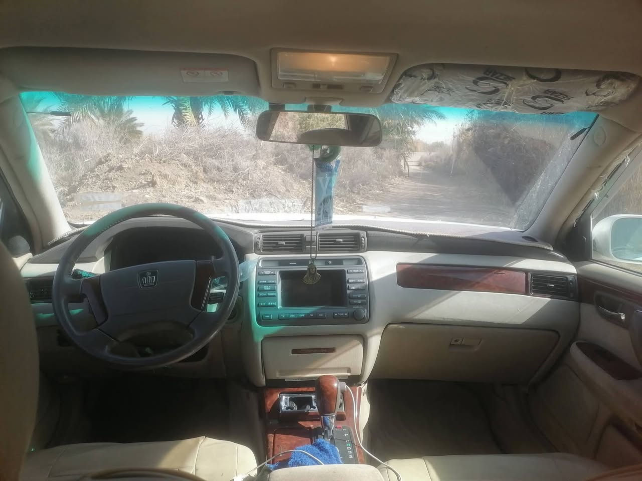 مكلف بل نشر سلام عليكم  ملكه البيع مديل 2000 رقم بصره مشروع وطني قرار 48 شاصي 75 مداور ثاني يوم مكفوله  من نقل الجثه والعيب الشرعي والصبغ والكصه اربع دكم +ستيرن كهربائيّ +برده خلفيه+كشنات كهربائي+مريات كهربائيّ +تبريد ثلث قطع +ويل ابو نجمه +محرك ديفور الجبير  السعر 150 وبيه مجال مكان السياره بصره الزبير رقم النتصال ***********
