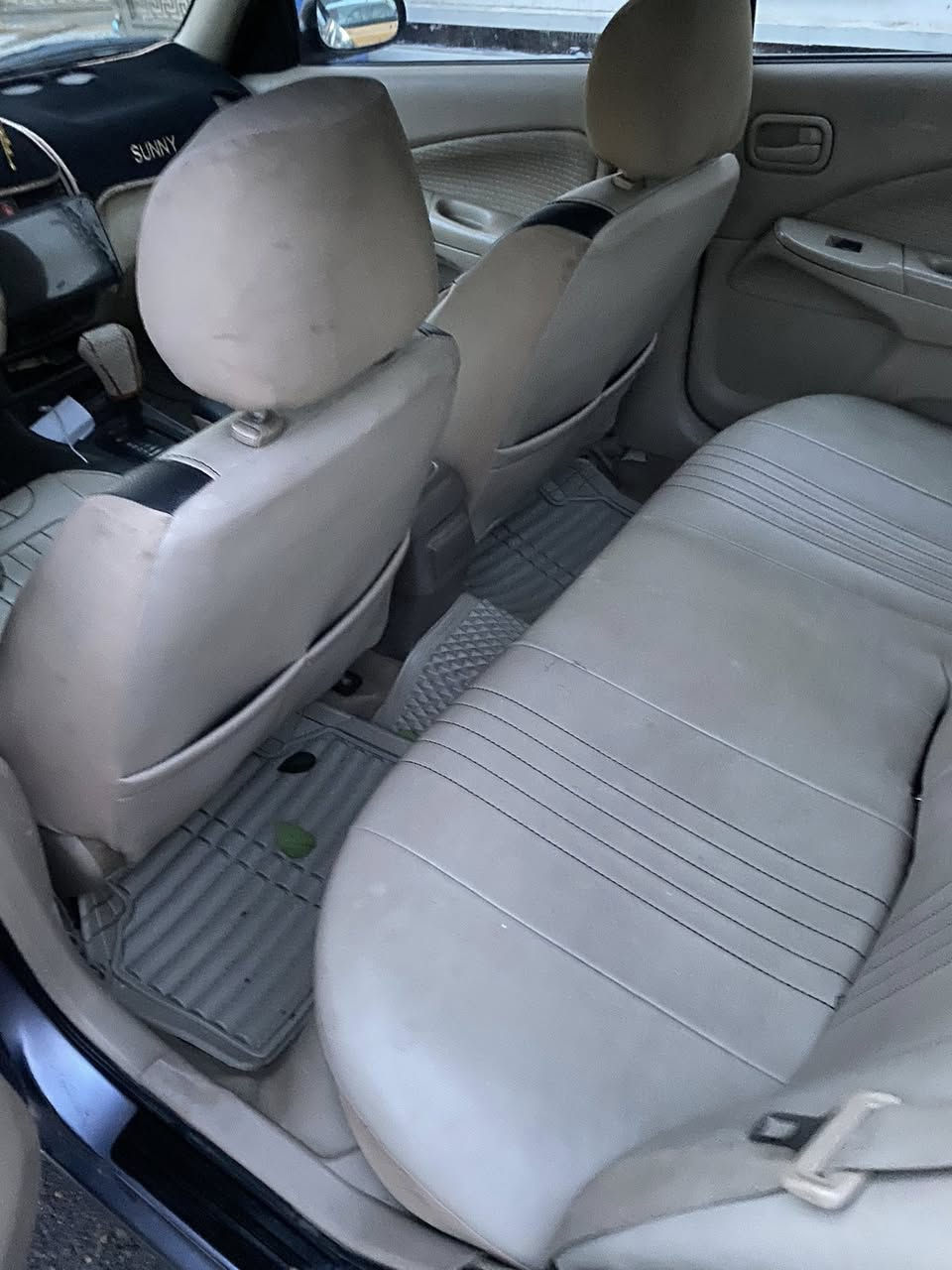 السلام عليكم سني مويل٢٠٠٤
مكينه كير مكفوله
السياره مصبوغه سنه٢٠١٤
عليه ادامه كامله وخير من الله
السعر٧٨
ميعجبه السعر اعبر المنشور فدوه رحتلك
رقم الهاتف***********
