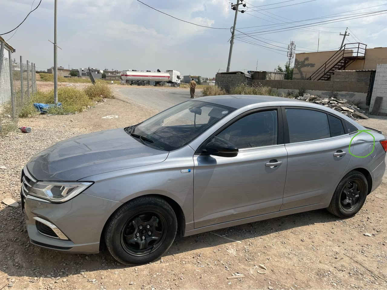 ئیم جی٥ ٢٠٢٠ستاندارد سەیارەکە هیچ هیچی نیە یەک قۆپی گچکەی لە چامڵغی پشتەوەی هەیە سەیارەکە گیر و مەکینە و تەقە و ڕەقە و بەناو کردن هەموی بەشەرتە تازەش هەزەم کردوە  پێنج وەرقە غڕامەی لەسەرە دوای مەعامەلە دەی گەڕینمەوە کامل تەفاسیلم نوسیە  گەر موشتەری نی بیزارمان مەکە لەگەڵ ڕێزم…. أربيل, العراق


**إذا كنت صاحب هذا الإعلان وتريد حذفه لأي سبب، رجاءا أرسل رسالة إلى الدعم الفني**