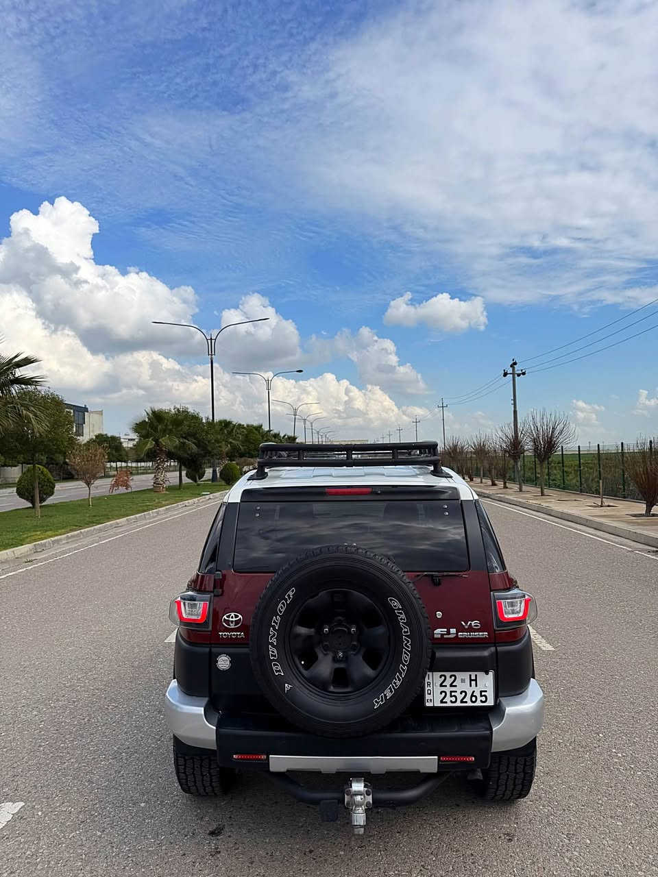 {Toyota Fj Cruiser}
~~~~~~~~~~~~~~~~~~~~~~~~~~~~~~~~~~~~~
موديل : 2008 
مكينة : ٦ سلندر بنزين 
ماشية : ٢١٧ كم 
ضرر سيارة : ٣ قطعة امامى صبغ و شويه دواخل
مواصفات : نص فول بدون ٤*٤
رقم اربيل فحص و سنوى و رقم جديد تحويل مباشر
مكينه و گير و صدر كل كفاله حتى برغى مامفتوح 
مكان سيارة: اربيل شارع ٦٠ 
سعر سيارة : ١٦٠٠٠$ دولار امريكى 
رقم موبيل / ***********
                                            ***********
———————————-160$——————————— أربيل, العراق
