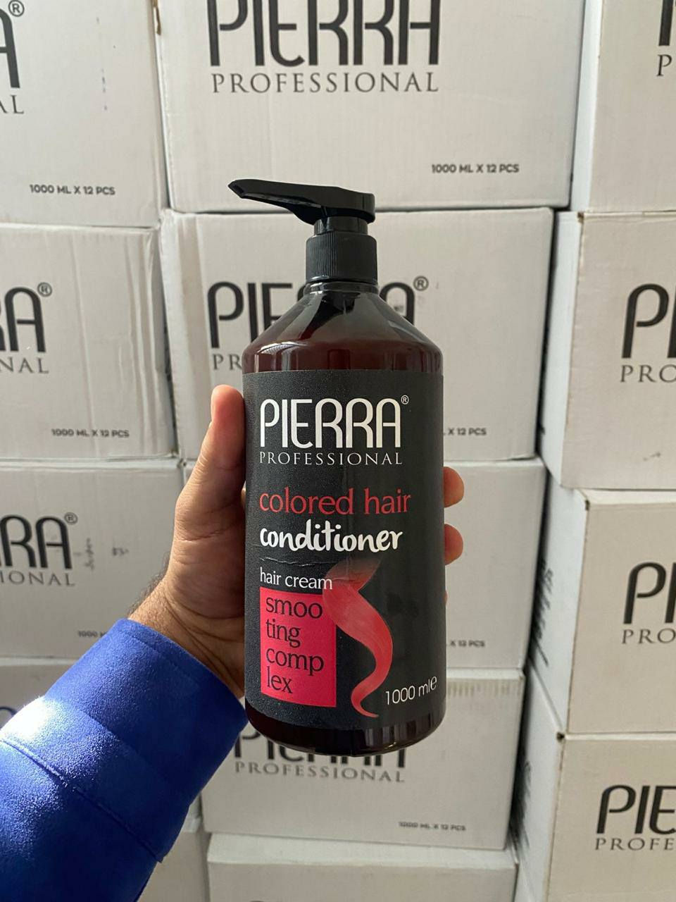 وصول شامبو وبلسم وسيرم وحمام زيتي 
ماسك معالج من بيرا
يحتوي على البايوتين والكافيين والكرياتين 
كل هاي المواد كلها نجمعت بمنتج واحد
يعالج كل مشاكل الشعر ويوقف التساقط 
وينطي لمعة ونعومة تجنن للشعر

‎ يتكون من مجموعة زيوت طبيعية ‎100‎%‎
1يقضي على التساقط ويحفز نمو الشعر
2 يرطب وينعم ويسرح الشعر
3 للاصلاح الشعر التالف
4 يجعل الشعر اكثر حيوية

‎متوفر بثلاث ألوان ارگان و ثوم و أوليفيرا
العنوان المحل مقابيل دائره لاليات 
رقم الهاتف ***********
وخده توصيل مجاني
