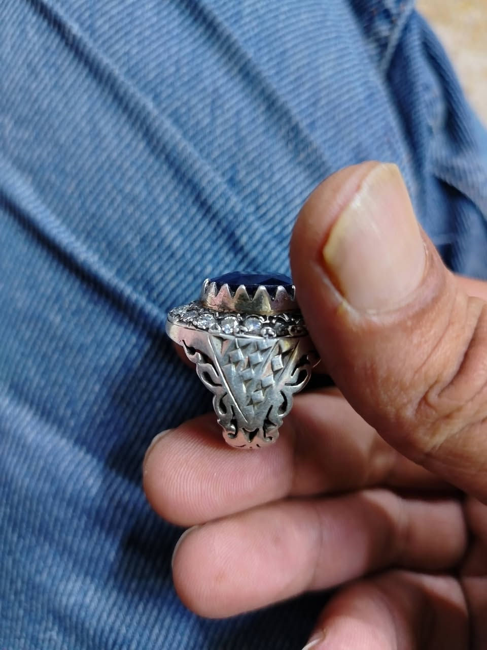 للبيع السعر خاص


**إذا كنت صاحب هذا الإعلان وتريد حذفه لأي سبب، رجاءا أرسل رسالة إلى الدعم الفني**