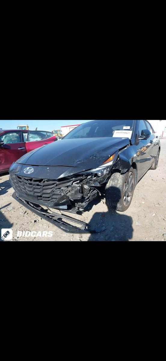 النترا 23 لمتد امريكي تجي فول مواصفات
الحادث ما واصل للشاصي حادثهه يخبل
للتواصل ***********
ملاحضة اني موبياع شراي سبب البيع اريد اشتري رياضي
السيارة كلش نضيفة
محرك دوش
داخل السياره لونين
فتحه سقف
تشغيل عن بعد

    شاشة وسطية 10.25 إنج مع نظام ملاحة.
* شاشة عدادات رقمية 10.25 إنج.
* Apple CarPlay وAndroid Auto
* نظام صوت Bose بـ 8 سماعات.
* مقاعد جلد.
* تبريد وتدفئة للمقاعد الأمامية.
* مقعد السائق كهربائي.
* فتحة سقف.
* شاحن لاسلكي.
* تشغيل السيارة بالبصمة (Push Start).
* إضاءة داخلية Ambient Light.
* كاميرا خلفية وحساسات

السعر 24مليون و 600
