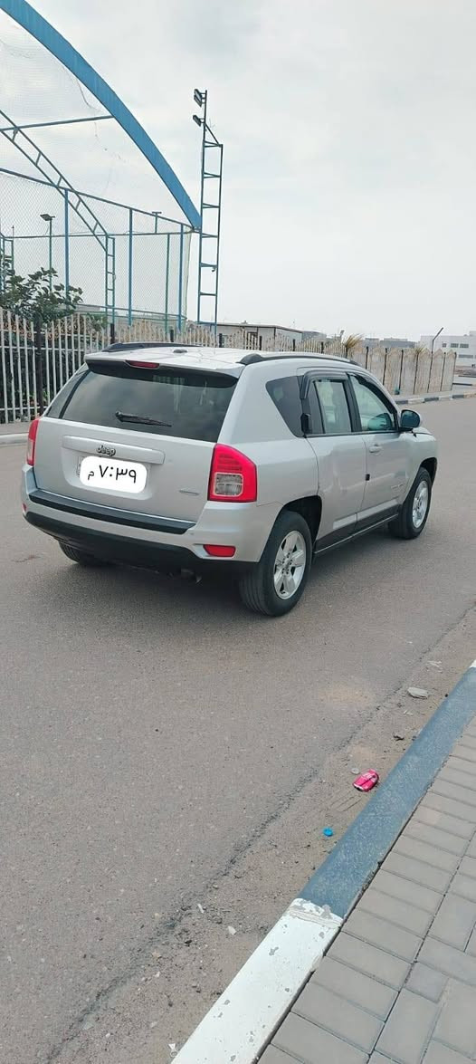 سلام عليكم
جيب كونباس مديل 2014 رقم انكليزي الحديث بأسمي شرط تحويل
مكاني البصرة تنومة الاكوات
سيارة جاهزه حداده جديده كير محرك
ماشه ١٢٢٠٠٠ قابل لزاده سيارة نظفه 
التفاصيل *********** واتساب
