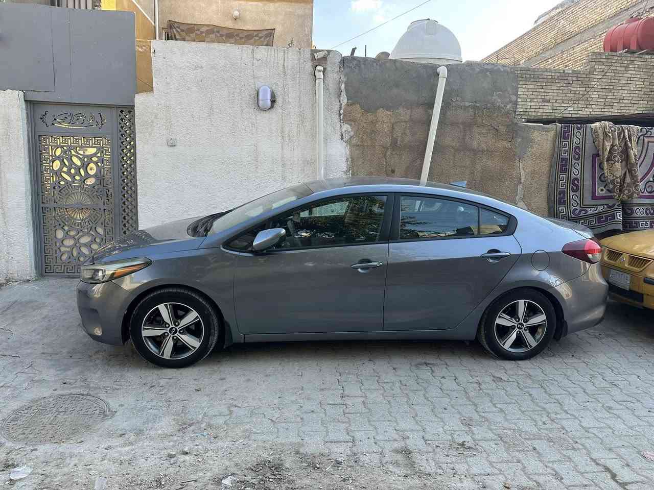 سيارة فوتي واردامريكي موديل 2018 دهم دايرة  جديد محرك2000دوش محرك موقوفل سيارةجديدسعر120بيه مجال العنوان بغداد مدينة الصدر مصبوغ جمالي  3قطع بدون حادث فقط اتصال *********** سيارة بسمي تحويل مباشر

