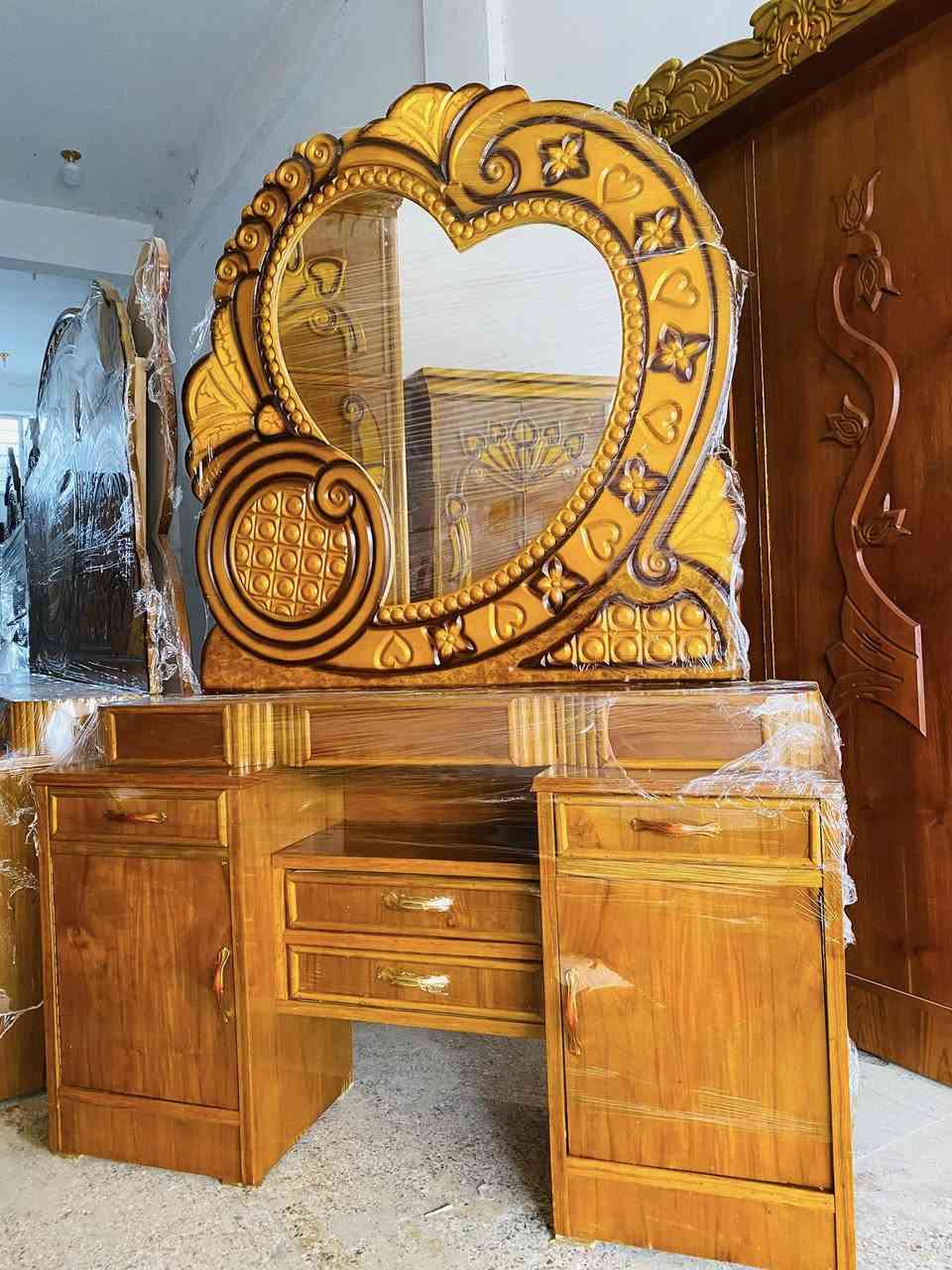 الى زبائننا الكرام
غرفة اخشاب طابقين 6باب ملحق فول نضافة صاج بسعر800الف وبيها مجال عنوان ديالى بعقوبة كاطون شارع ابو رباح قرب مرطبات السيد مزاد ضي القمر استفسار خاص او الرقم ***********
