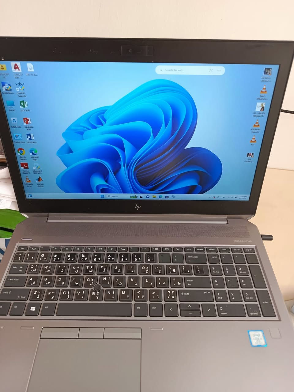 السلام عليكم اخوان يوجد لابتوب HP ZBOOK 15 G6 WORKSTATION صناعة مخصصة للبرامج الهندسية والكرافيك والالعاب  المواصفات:-
- المعالج COR I7 السريع جدا فئة H (من الجيل التاسع )(12 مسار)
- مع كارتين  للشاشة :-
- متصل Intel® UHD Graphics P630
-منفصل  NVIDIA® Quadro® T1000 (4 GB GDDR5 dedicated) (الممتاز بالاداء واستهلاك الطاقة)
- شاشة  15.6" diagonal FHD IPS eDP anti-glare LED-backlit with ambient light sensor (1920 x 1080)
- الهارد 512 GB M.2 PCIe® NVMe™ SSD SAMSUNGو ممكن اضافة هارد ين اخرى  .
- الرام 16  GB كيكا ( DDR4-2666 SDRAM (1 x 16 GB  وممكن اضافة 48 كيكا اخرى لوجود 3سلوتات اضافية
- - CAM -BT -HDMI ....- الخ
- كيبورد ضوئي
- الباتري الاصلي ممتازة والشاحنة الاصلية سمارت HP(150 واط) مع حقيبة
-خياراً مثالياً للهندسة، وإنشاء المحتوى، ومعالجة البيانات الضخمة، أو تشغيل المختبرات الافتراضية تشغل برامج Adobe Premier Pro, Revit, SolidWorks and AutoCAD software sold separately.
- البرامج الهندسية  المنصبة (اتوكاد AutoCAD 2022) (SKATCHUP2019)(MATTLAB)
اللابتوب نظافة  98% استعمال مكتب هندسي ...... ويندوز 11 نظام64 بت وبرامج و ويفيد للدراسات الهندسية  لان سريع ووحش بالاداء .
سعر المطلوب550 الف دينار وشكرا ***********واتس ايضا
