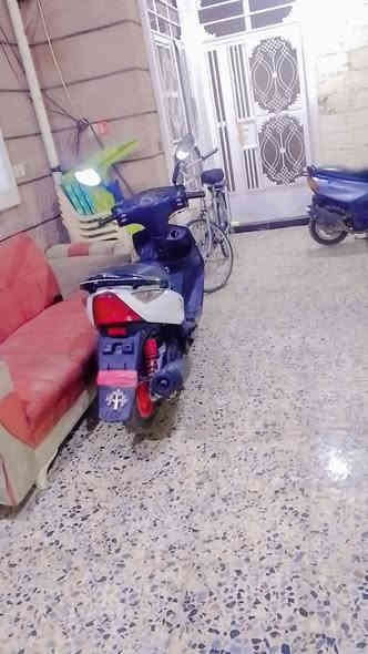 سلام عليكم شباب دراجه ماكس ثعلب للبيع مكينه مبدل بيهة رنكات كهربائيات كامله سعر الدراجه 400 اوبيهه مجال للطيبين العنوان بغداد المدائن مشروع الوحده الرقم ***********
