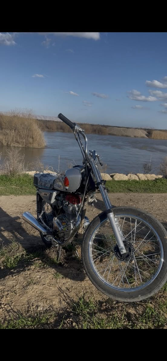 دراجه تيربو شرط نضافه فول صار 20 يوم مشدوده نشاطه واحد علا واحد 3 يرفع للبيع السعر 625 وبي مجال شراي خابر او اتصل ***********
