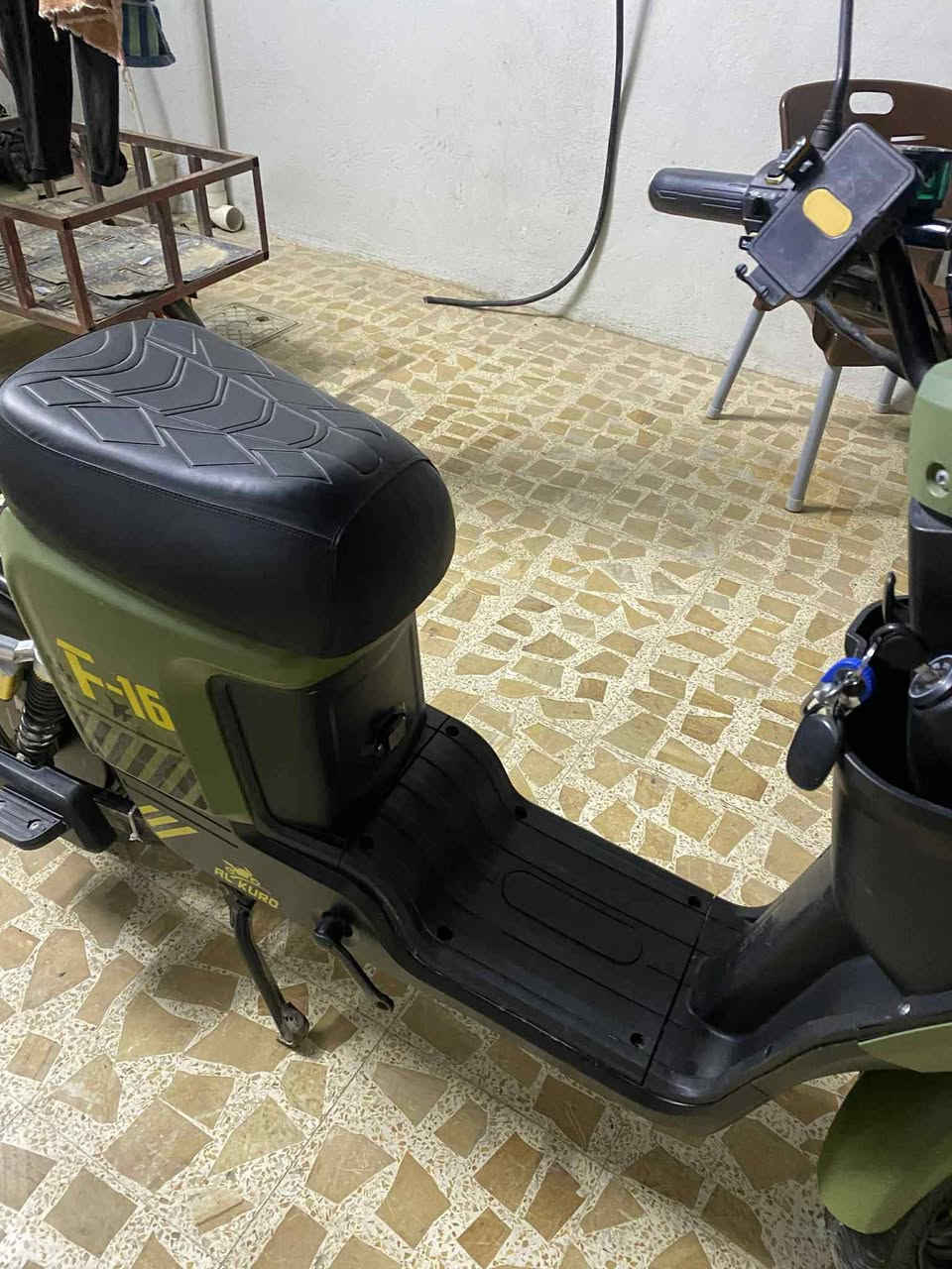 دراجه شحن شركة ال كورو نوع F16 دراجة نضيفه مال بيت وصل الشراء موجود سعر 450 بي مجال مكان يارمجه الشرقية الاولى رقم ***********
