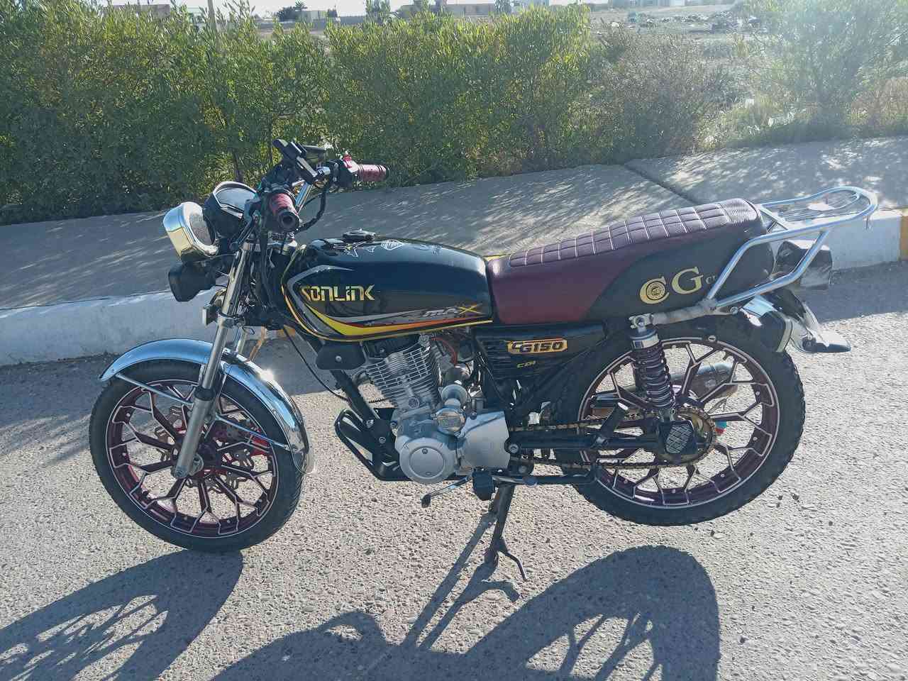 السلام عليكم دراجة سيفان سونك 2024 محرك ما مفتوح دراجة بلادي كلشي شغال شلعه و معدل مكاني تكريت السعر 600 لتواصل *********** //رجائن وافق على المنشور والله تعبت من العصر معلق
