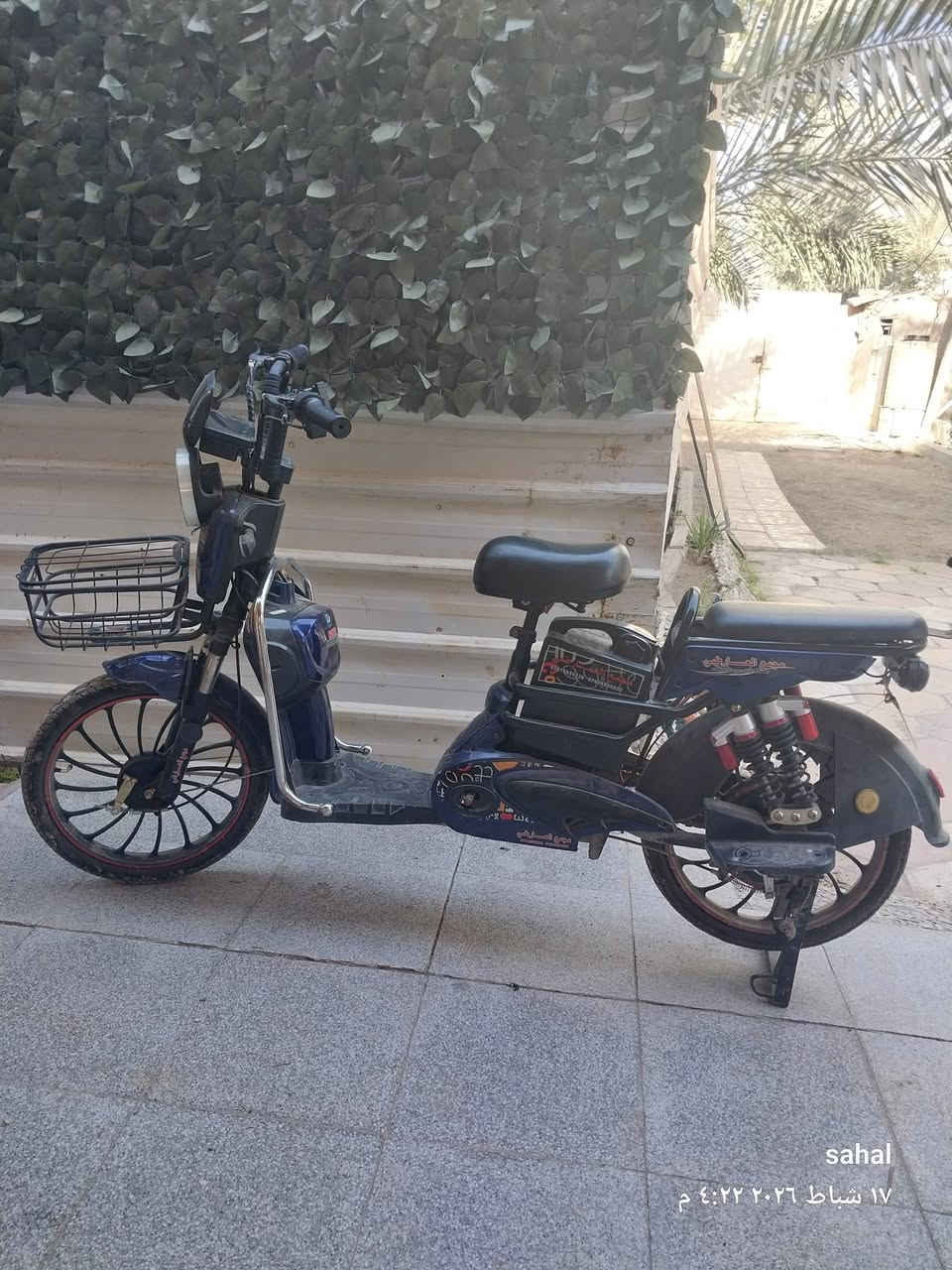 السلام عليكم ورحمة الله 
بايسكل شحن للبيع حجم 20 كلشي شغال 
السعر المطلوب 300 وبي مجال 
العنوان كربلاء الجرية عامود 225
موبايل ***********
