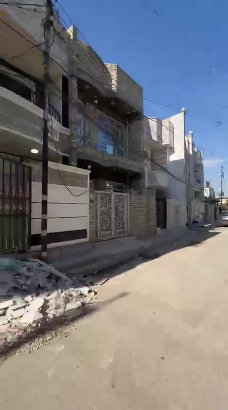 🏡 مشتمل للبيع – طابو صرف سكني
📍 الموقع: الدورة – شارع ٦٠
✅ شارع عريض وموقع ممتاز للسكن أو الاستثمار
📐 المساحة: ٦٥ متر
📏 الواجهة: ٥ متر
🏠 المحتويات:
صالة • مطبخ • حمام • منور • غرفتين نوم
💰 السعر: ١٦٠ مليون دينار
📈 استثمار متوقع: ٥٠٠ ألف دينار شهرياً
للاستفسار:
فرع الدورة: ***********
فرع الكرادة: ***********
فرع المنصور: ***********
