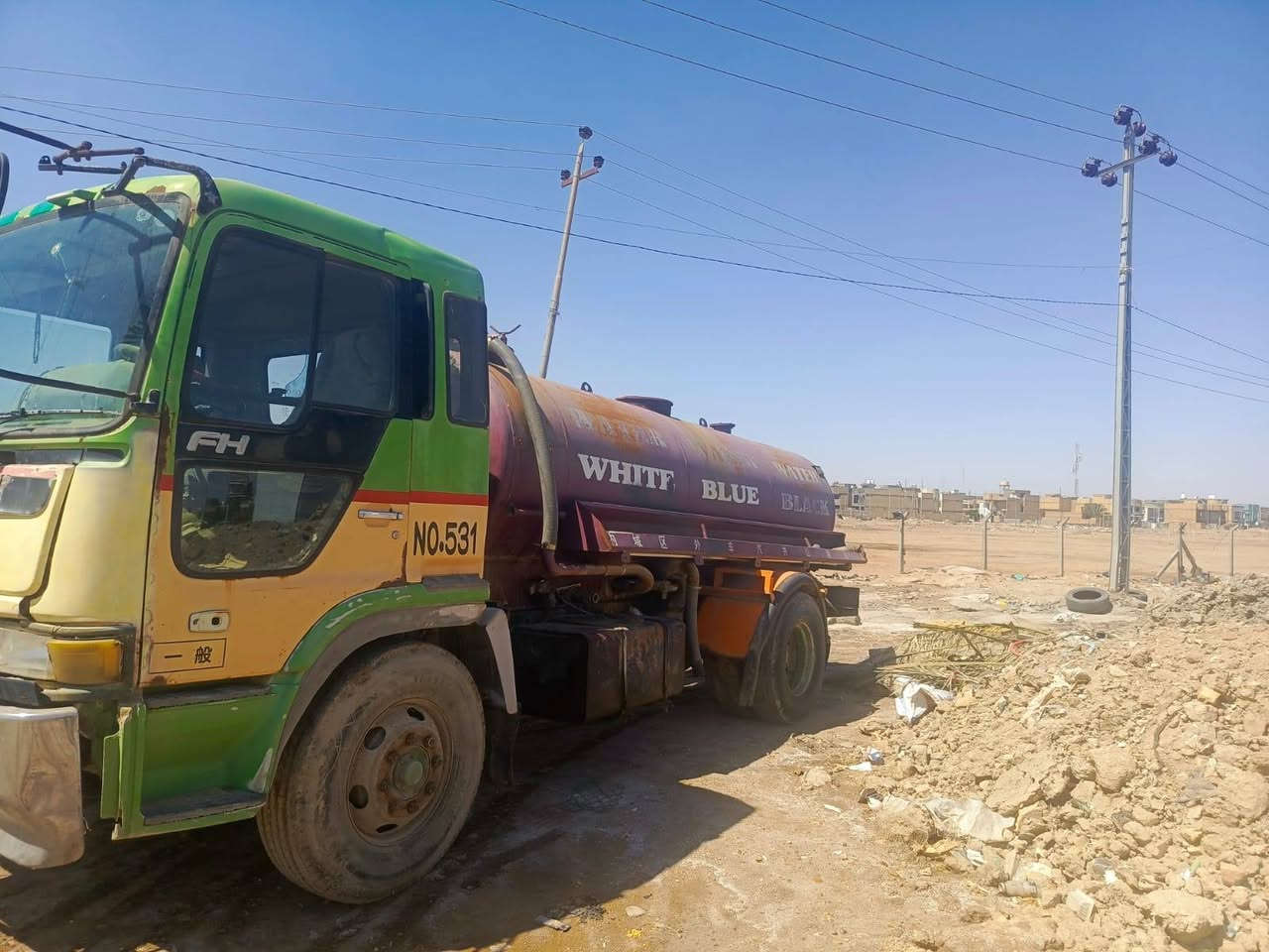 سلام عليكم للبيع هينو حوضيه  طول 5.25  موديل 1998
مكان السياره الناصريه ***********
اتصل على صاحب الرقم ***********
