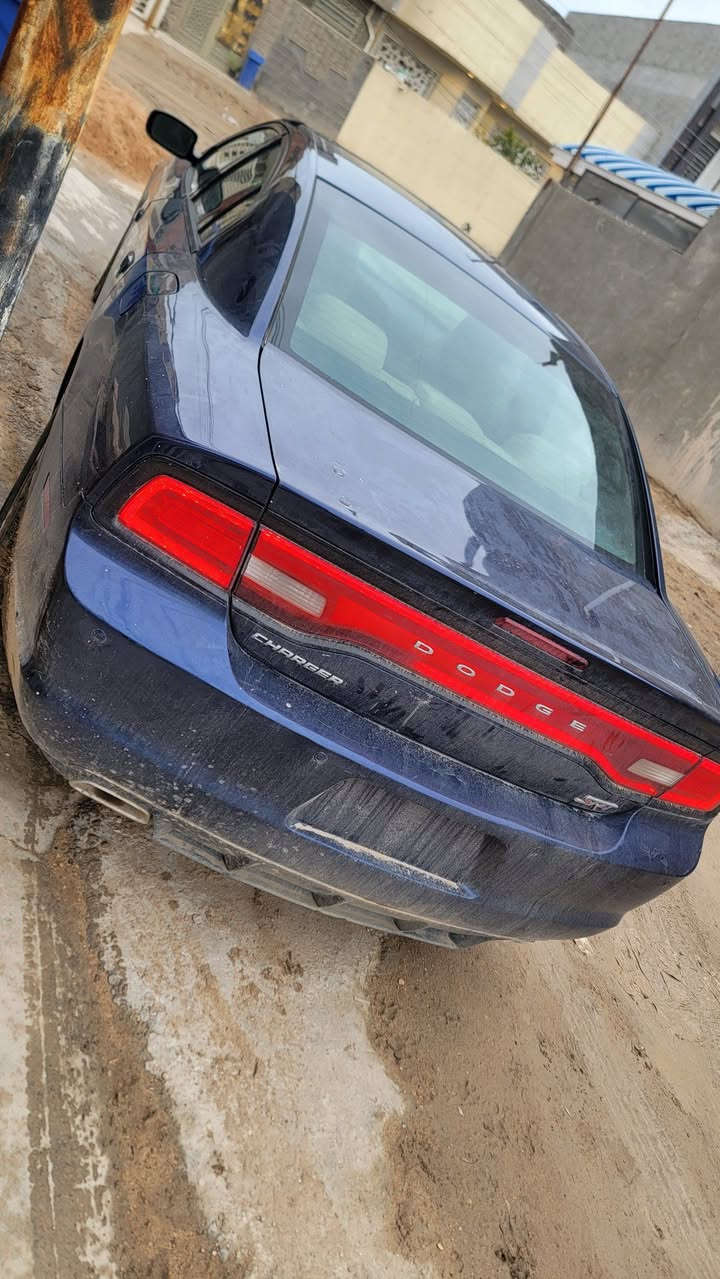 السلام عليكم  جارجر موديل ١٤ وارد أمريكي جاملغ وبنيد وباب بيه رش صبغ مكان السياره بالحله رقم بغداد دولي تحويل مباشر بسمك السعر ١٢٨ 
 جاهزه من كلشي كير ومكينه وحداديه وتبريد كله كفاله مكينه ٣٦٠٠ 
***********
