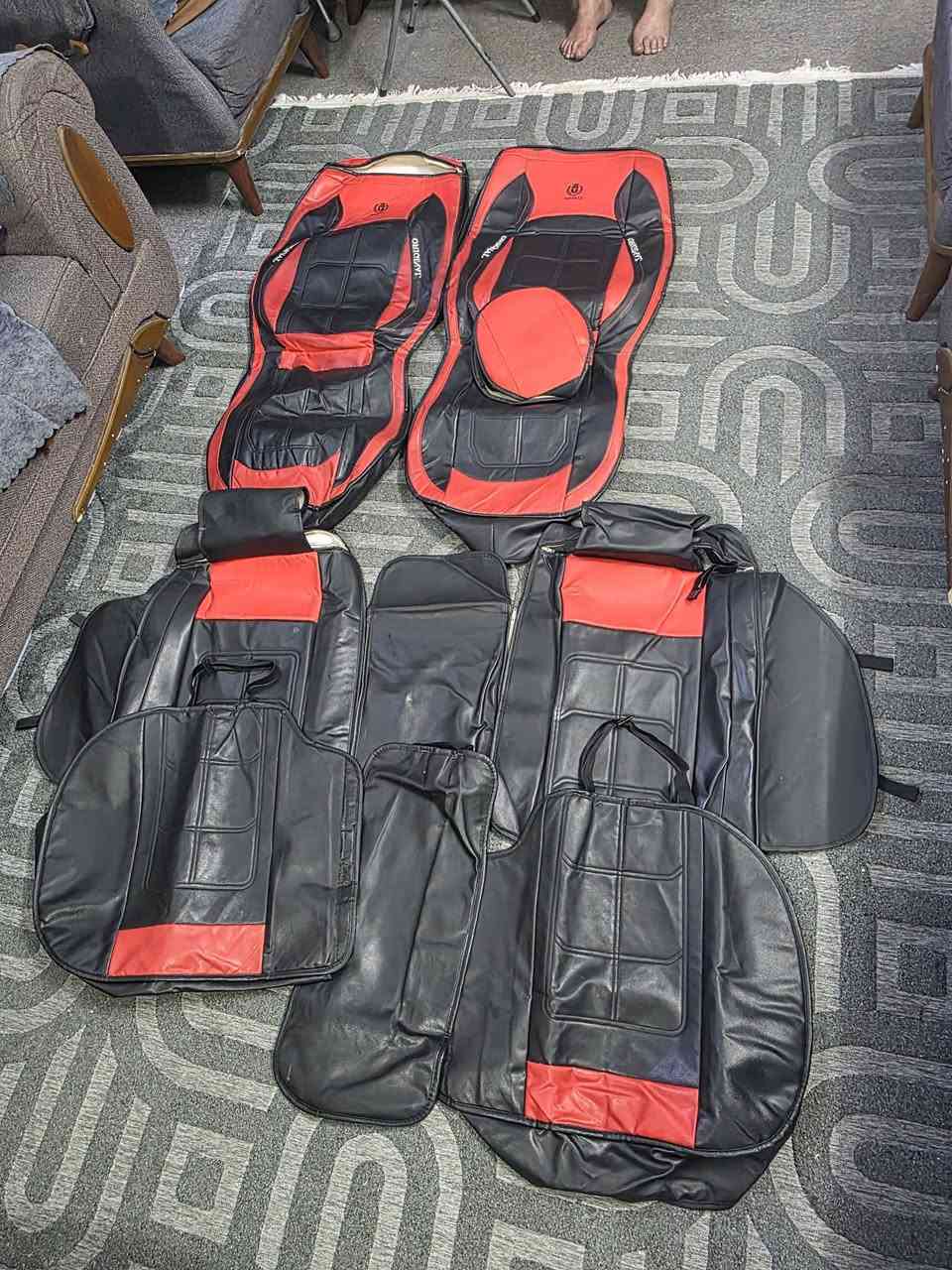 السلام عليكم دوشمه جوكر للبيع مستخدمه شهر واحد كامله بملحقاته حته غلاف لستيرن  ب 50 الف ترهم لجميع انواع السيارات 
***********
