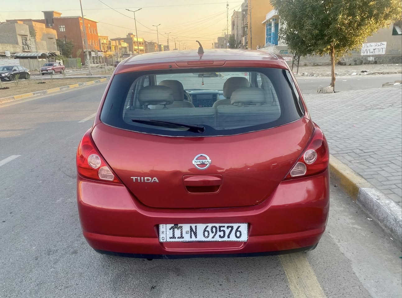 السلام عليكم
نيسان تيدا خليجي 2008 رقم بغداد بيع او مراوس باحدث بيهة ضربة من الخلف من جوة والسيارة مصبوغة بيهة قطع اعتبرهة حزام تخم تاير ويل كب صدر جديد محرك وكير نظيفات مسجل شاشة كاميرا خلفية سيارة جاهزة تدفئة تبريد السيارة بيهة جراد خفيف بالقمارة والبنيد واضح بالصور السعر 72 وبيهة مجال بسيط مكاني بغداد الكرخ للاتصال ***********
