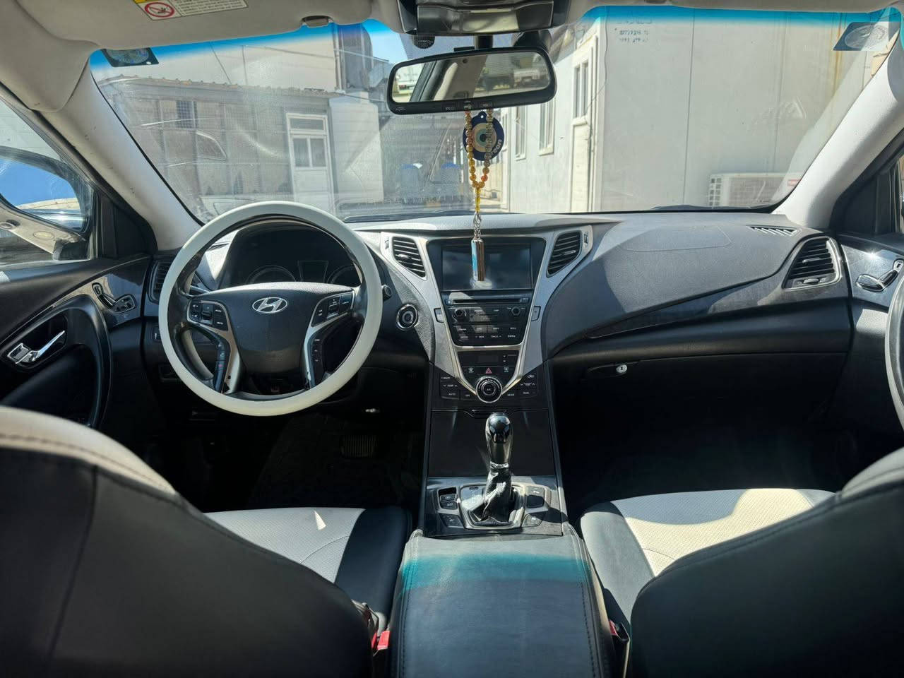 كراندر موديل ٢٠١٤ وارد كوري ضررهة جاملغ خلفي وبيهة بنيد مصبوغ والبقيه شوفت عينك صدرهة نص عمر تبريد ثلج كير محرك خير من الله فول مواصفات ما عده الفتحه


**إذا كنت صاحب هذا الإعلان وتريد حذفه لأي سبب، رجاءا أرسل رسالة إلى الدعم الفني**