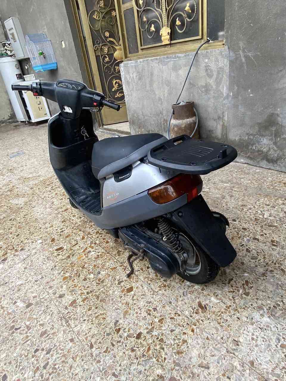 السلام عليكم دراجه بطه خطين بلاديه ما مفتوحه مال حاويه سعر 550 وبيها مجال قليل مكان مسيب حي المعلمين ***********
