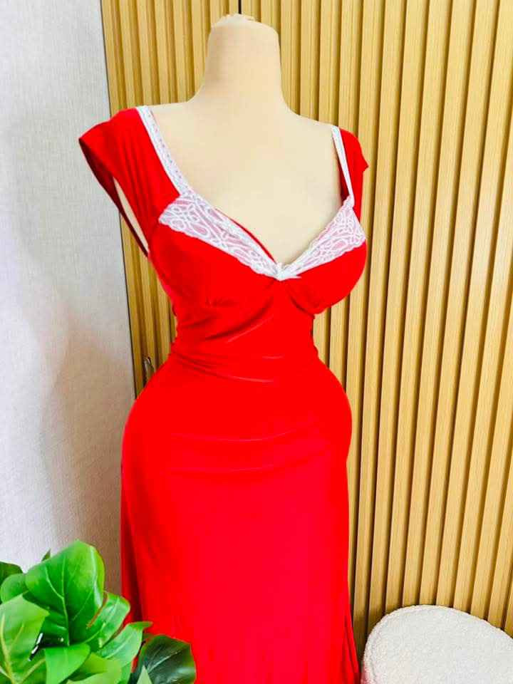 شلحة نسائية طول كامل ♥️✨

الخامة: زبدة
القياس: كل القياسات متوفر 

السعر: 8آلاف فقط 🔥

🚚 توصيل لكافة محافظات العراق بغداد, العراق


**إذا كنت صاحب هذا الإعلان وتريد حذفه لأي سبب، رجاءا أرسل رسالة إلى الدعم الفني**