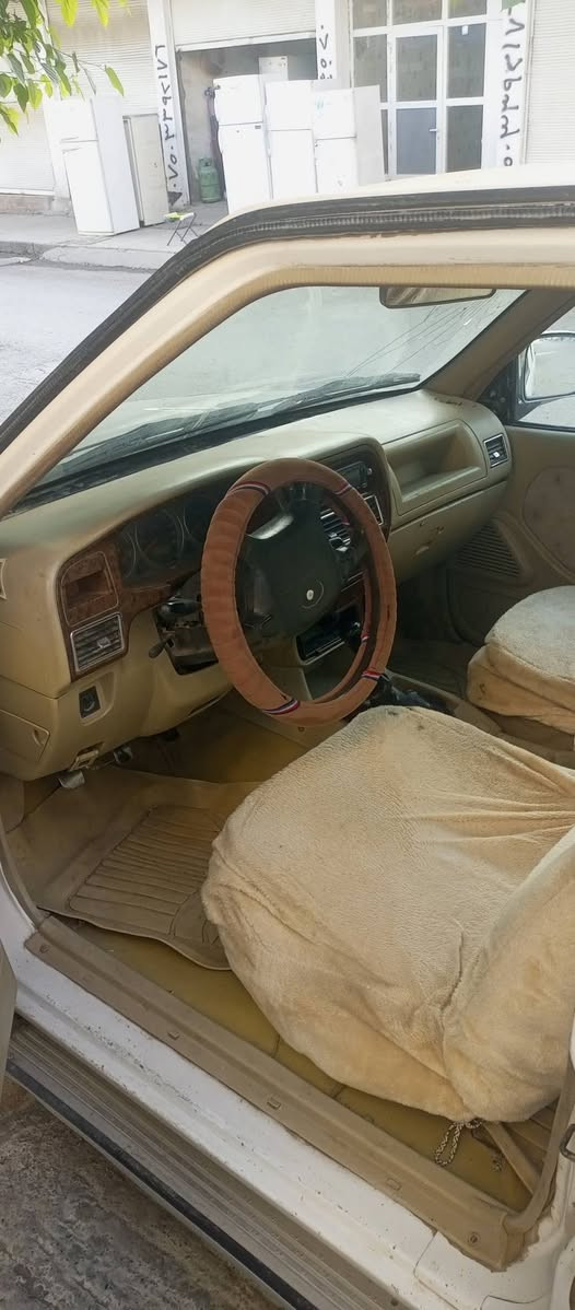 سۆپەر دێر بێ بۆیاغ بێ دەعم کابرێتە هەموو گیانی بەشەرتە .سەیارەکه توندو تۆڵە نرخی 25 مامەڵەیەکی برایانە سەیارەکە مەنەفێسی اسلی و وعامەلاتی مروری لەگەڵە ئی هەولێر واتا کتابی مروری لەگەڵە .بێ کێشەیە .ژ.م *********** شقلاوة, أربيل
