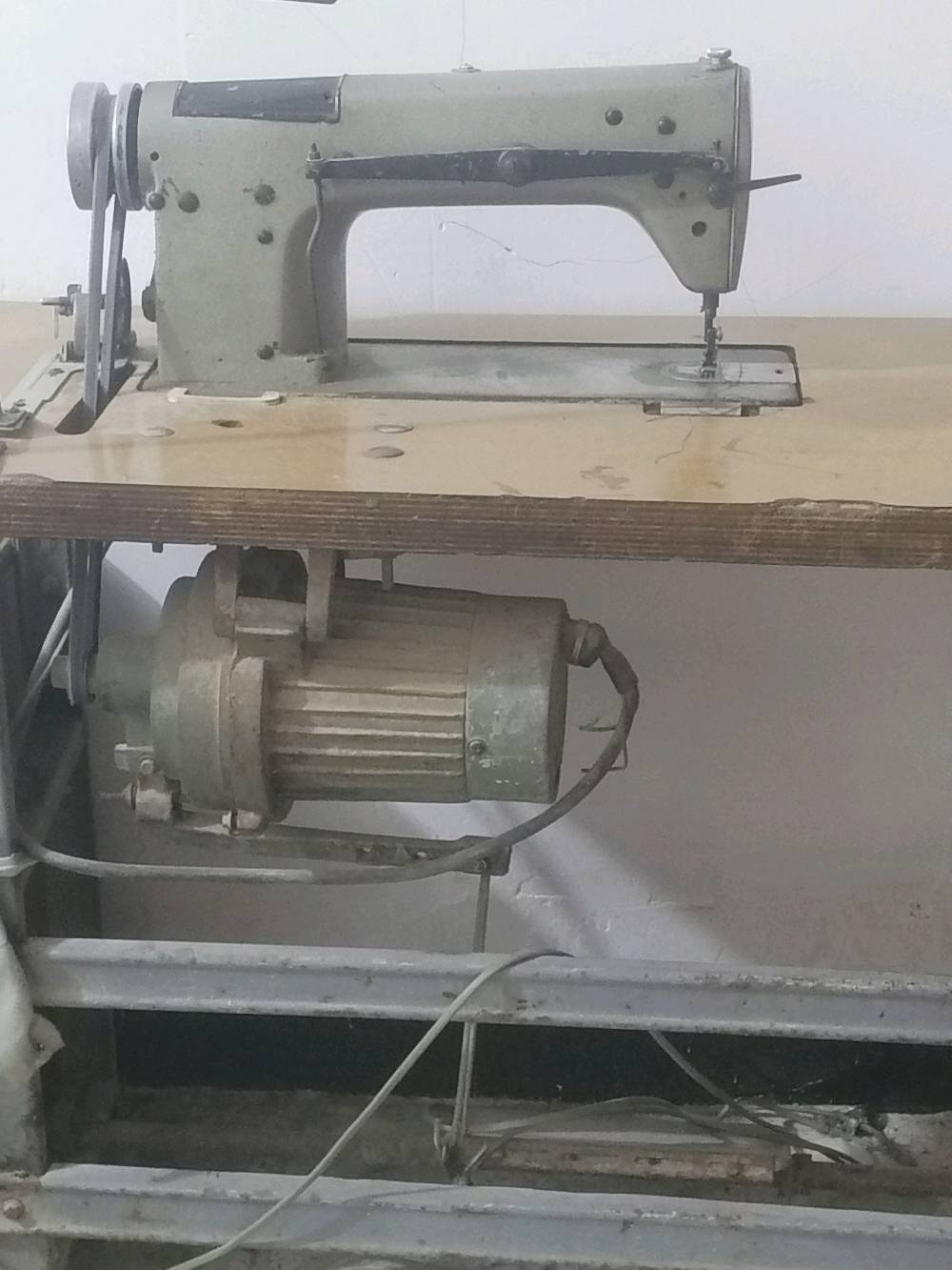 مكينه خياطه صناعيه برذر يابانيه مال دوشمه وملابس وتتحمل شغل قوي عنوانها حله مجسر الطهمازيه رقمي ***********
السعر 125 الف
