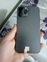 آيفون ١٣ برو ماكس • نضيف • بطارية ٨٠٪