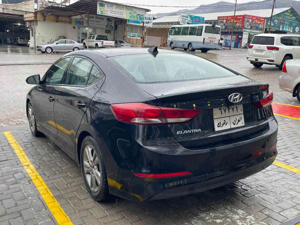 للبيع نقداً… هيونداي النترا موديل ٢٠١٨… كير اوتو… محرك دوش… بيهه البنيد وشويه من الجاملغ صبغ بدون شواصي شرط… السيارة بلادية ومابيهه ولا نقص…. المكان دهوك… السعر ١١٨ ومجال… للاستفسار 
***********
*********** دهوك, العراق
