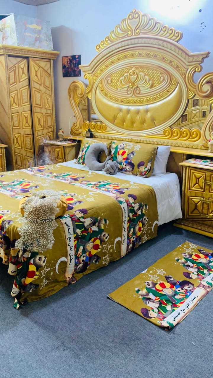 غرفه عراقية تفصال الخشب الثكيل  قياس الكنتور ٤ متر بابين سلايت وبابين لا الغرفه ٦ قطع (كنتور وميز مرايا وميز بلازما وكومديات ٢ وجربايه )مابيها اي ضرر العنوان بغداد مفصلتها بمليونين بس بسبب ضيق المكان اريد ابيعها


**إذا كنت صاحب هذا الإعلان وتريد حذفه لأي سبب، رجاءا أرسل رسالة إلى الدعم الفني**