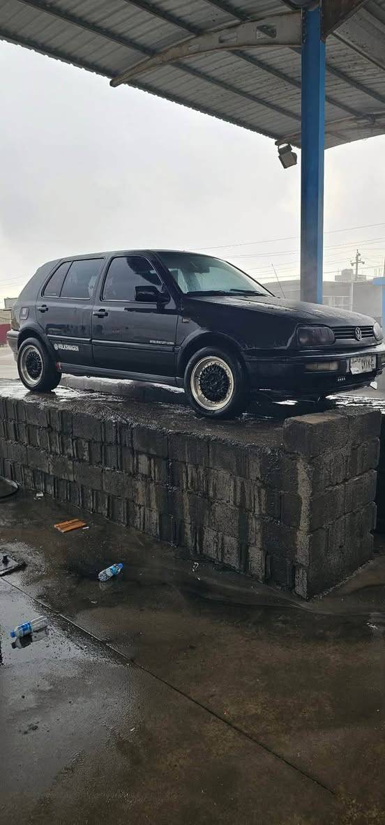 ڤۆگس واگن مۆدێل 1992 لێدرانو شتی نیە برانەوەو وەرگەران بەشەرت سبوخ حام بۆ جوانی پاکانەی بۆ کراوە غرامەی هیچ لەسەر نیە هەمووی ساف 
کراووە
له هه‌ولیرم 
ره‌قه‌م واتساب 
0782 743 0173 أربيل, العراق
