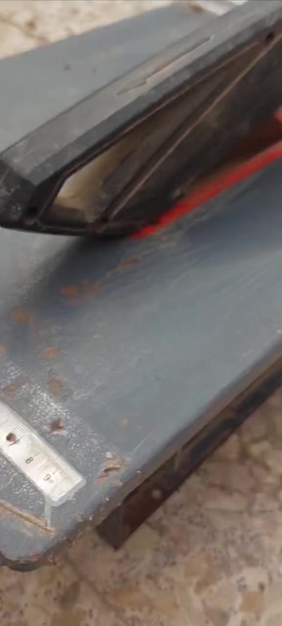 ماكنة نجارة الضمان اصلية جديده بس مرتوكه فتره تقطع جميع الاخشاب الجاوي والقطني سريعه القطع تتحمل الشغل خدميه في المنزل وآمنه تقطع اتجاهات مختلفه .. السعر ٢٥٠ وبيهه مجال  العنون البصره


**إذا كنت صاحب هذا الإعلان وتريد حذفه لأي سبب، رجاءا أرسل رسالة إلى الدعم الفني**