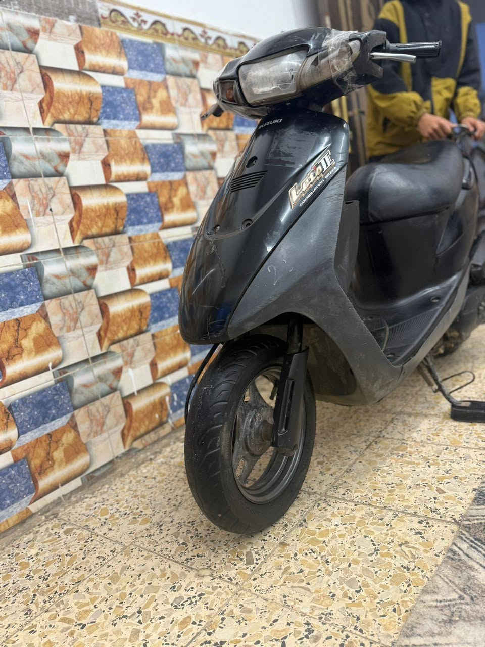 سلام عليكم دراجه اللبيع دراجه نضافه دراجه نكره سلف دراجه مفتوحه شلعه معدل السعر 225 وبيه مجال اللشراي العنوان العماره حي العسكري الرقم *********** الاتصال عل رقم
